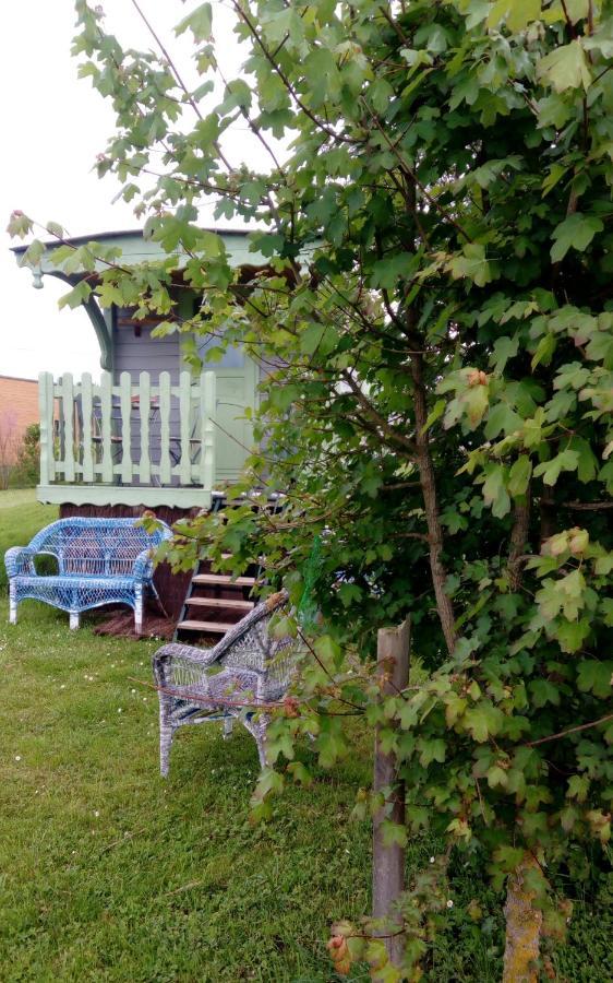Гостьовий будинок La Parenthese Villeret Екстер'єр фото